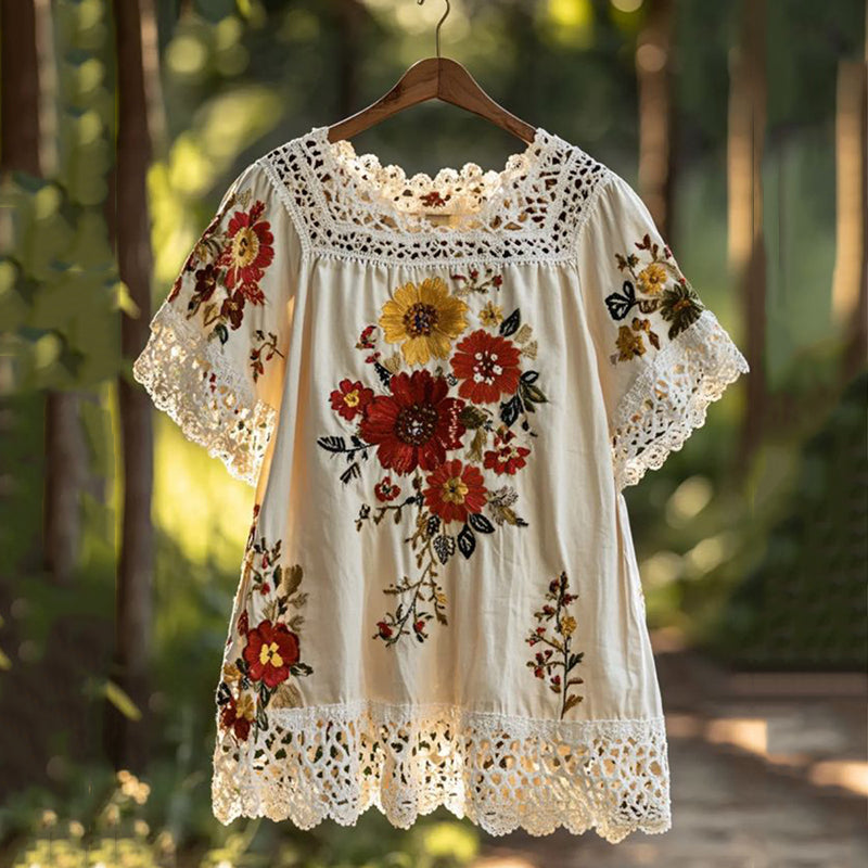 Anmutig gestaltete Bluse