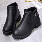 Klassische Orthopädische Stiefel mit zeitlosem Stil