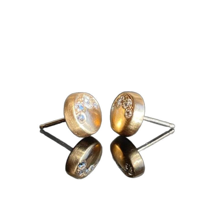 Atemberaubende Ohrring für den Alltag