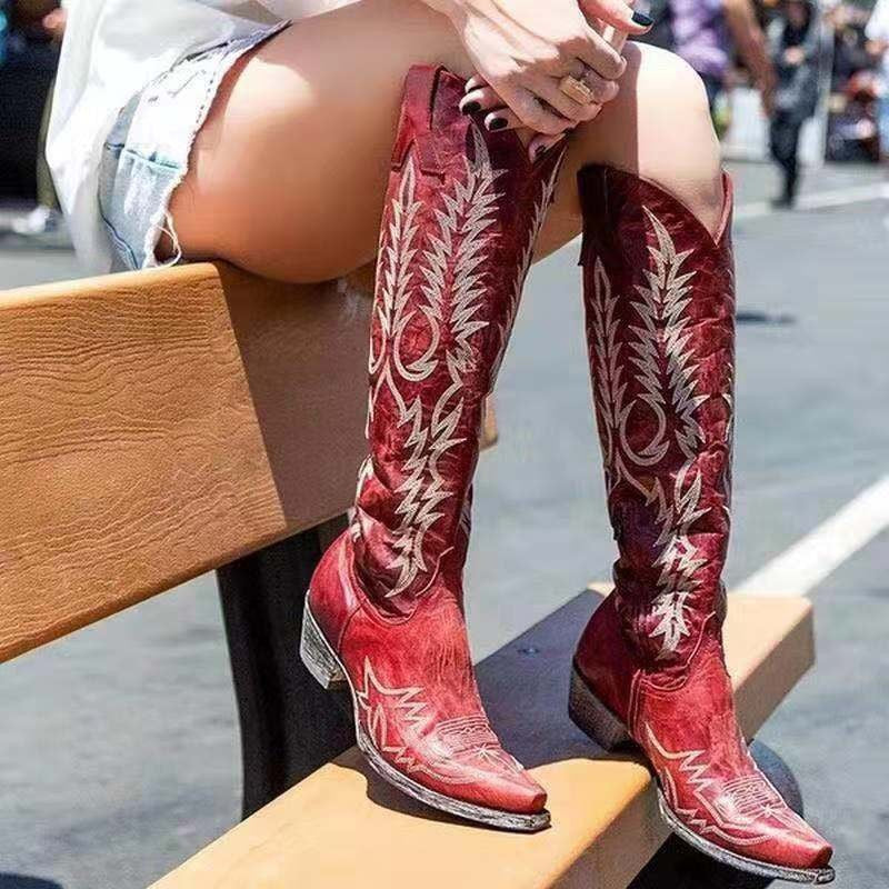 Schicke Orthopädische Stiefel mit einzigartigem Design