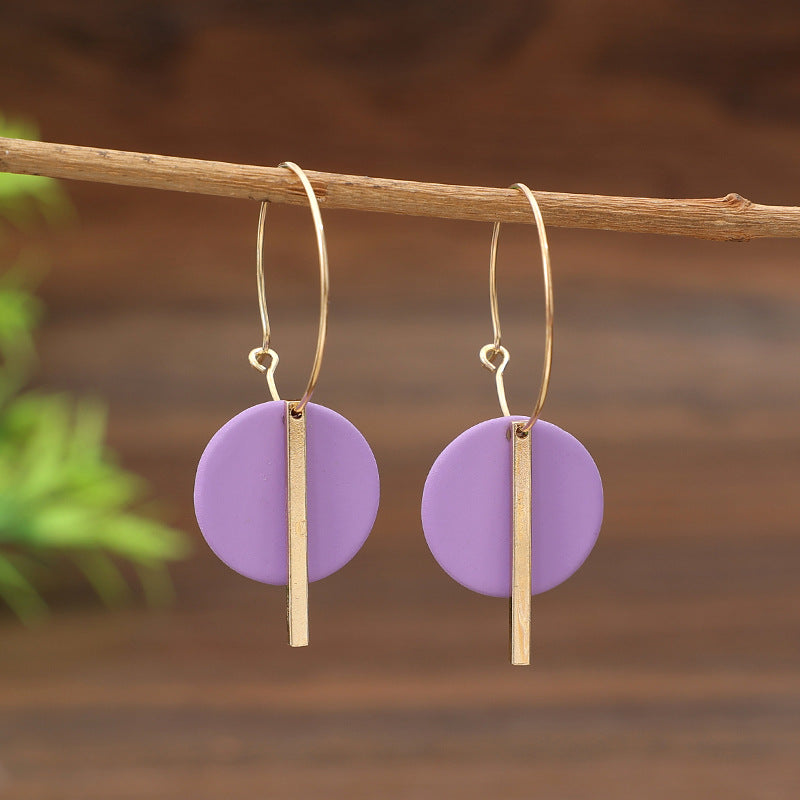 Zarte handwerkliche Ohrring