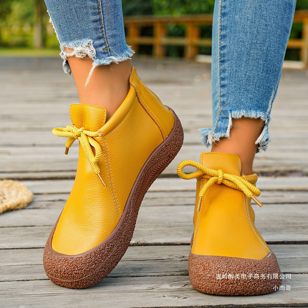 Klassische Orthopädische Stiefel mit zeitlosem Stil