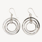 Zarte handwerkliche Silber Ohrring