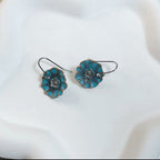 Zarte handwerkliche Ohrring