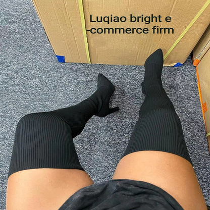 Anmutige Orthopädische Stiefel für modernen Look