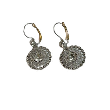 Klassische Ohrring mit zeitloser Eleganz