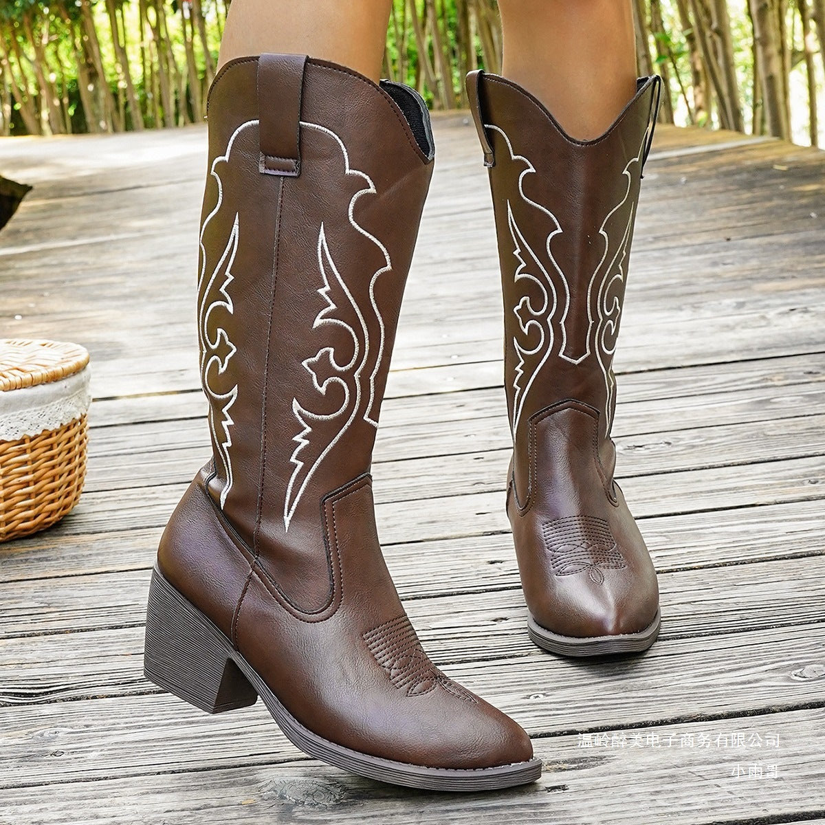 Wunderschön gefertigte Orthopädische Stiefel