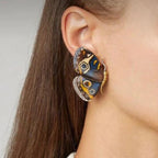 Zarte handwerkliche Ohrring