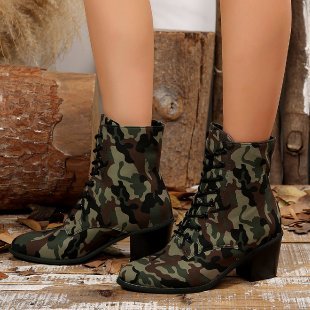 Klassische Orthopädische Stiefel mit zeitlosem Stil