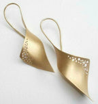 Klassische Gold Ohrring mit zeitloser Eleganz