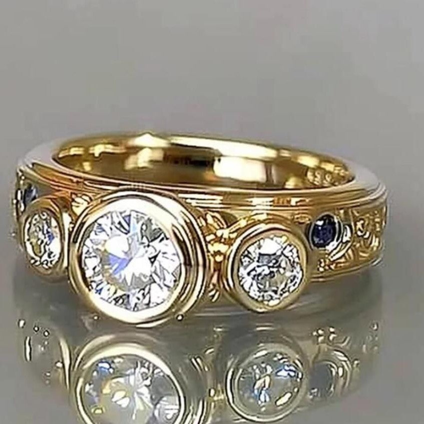 Zarte handwerkliche Ring