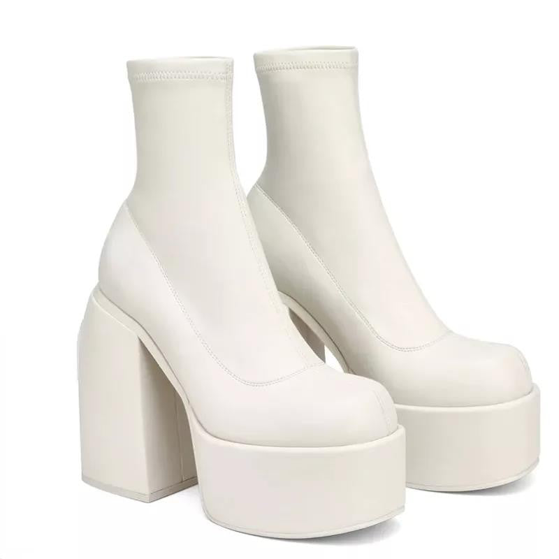 Elegante Orthopädische Stiefel für jeden Schritt