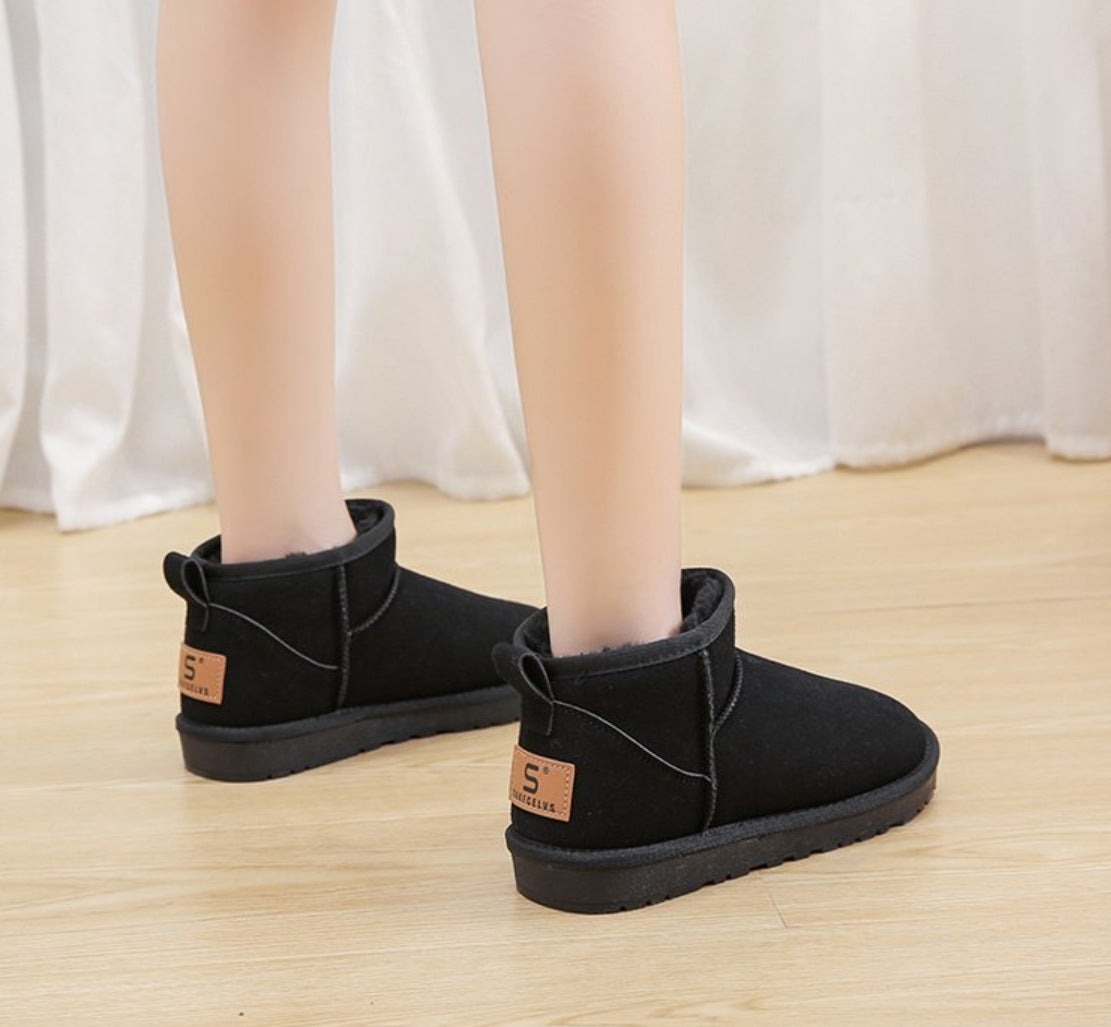 Schicke Orthopädische Stiefel mit einzigartigem Design