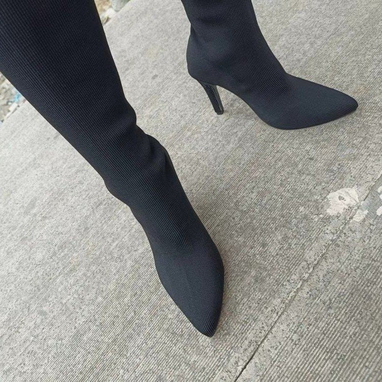 Anmutige Orthopädische Stiefel für modernen Look