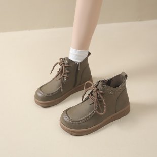 Schicke Orthopädische Stiefel mit einzigartigem Design