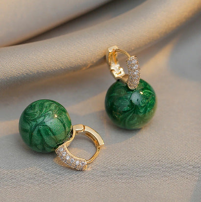 Zarte handwerkliche Perlen Ohrring