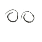 Zarte handwerkliche Ohrring