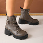 Wunderschön gefertigte Orthopädische Stiefel