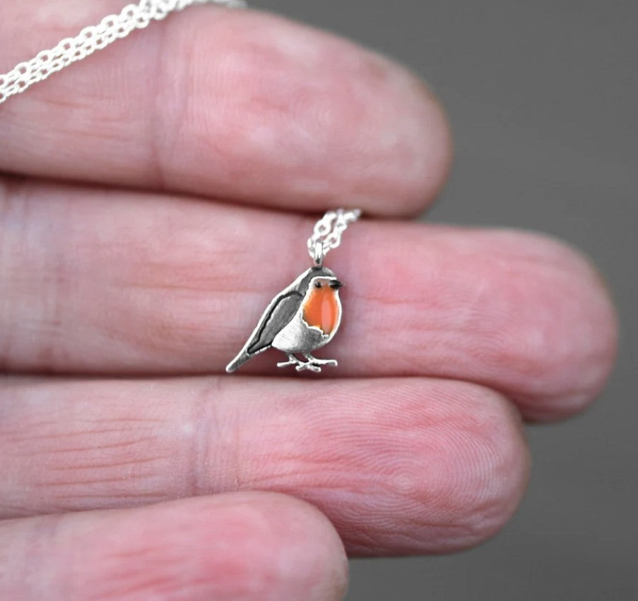 Zarte handwerkliche Halskette