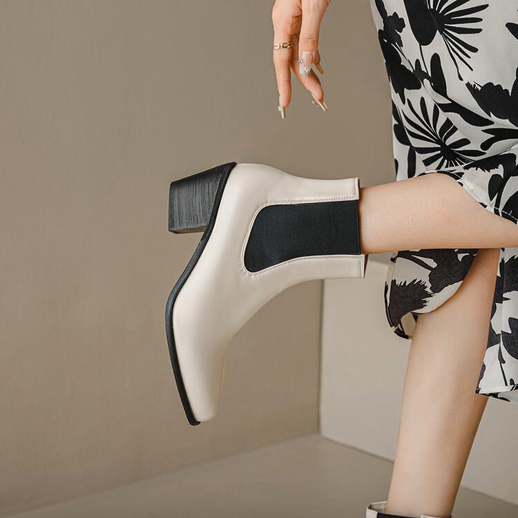 Klassische Orthopädische Stiefel mit zeitlosem Stil