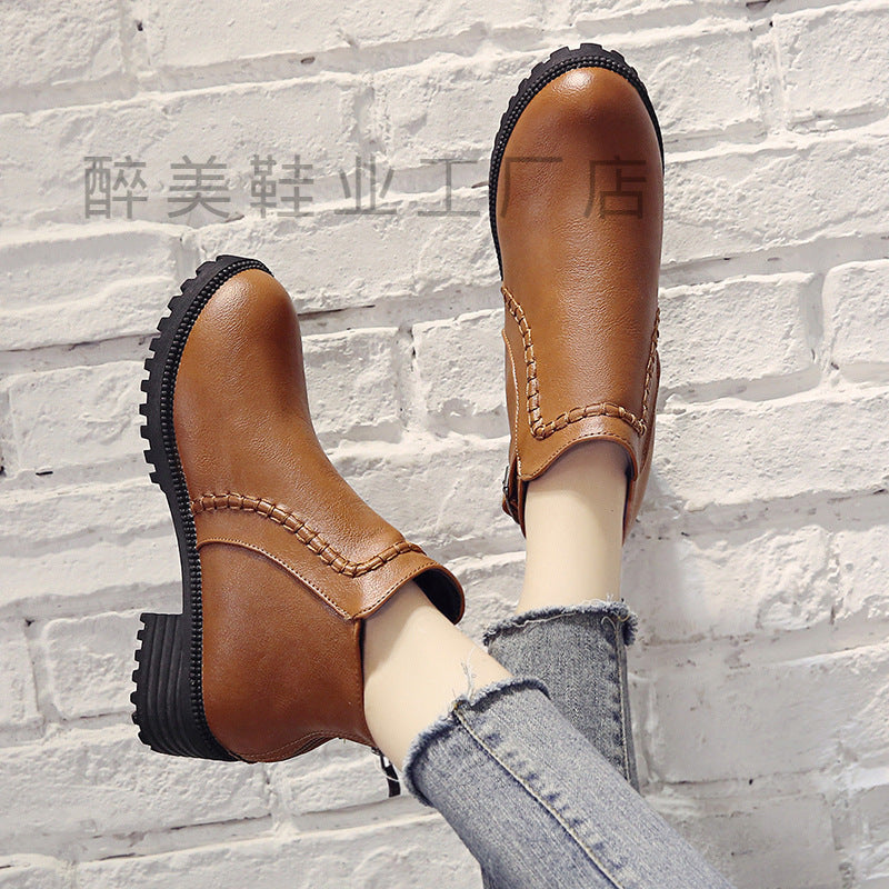 Klassische Orthopädische Stiefel mit zeitlosem Stil