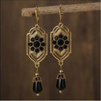 Zarte handwerkliche Ohrring