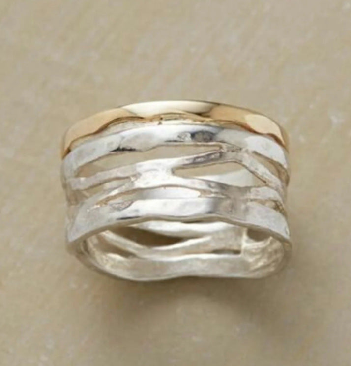 Schöne Ring mit einzigartigem Stil