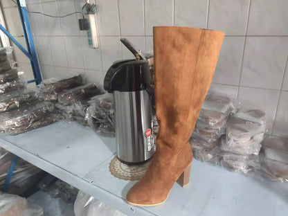 Schicke Orthopädische Stiefel mit einzigartigem Design