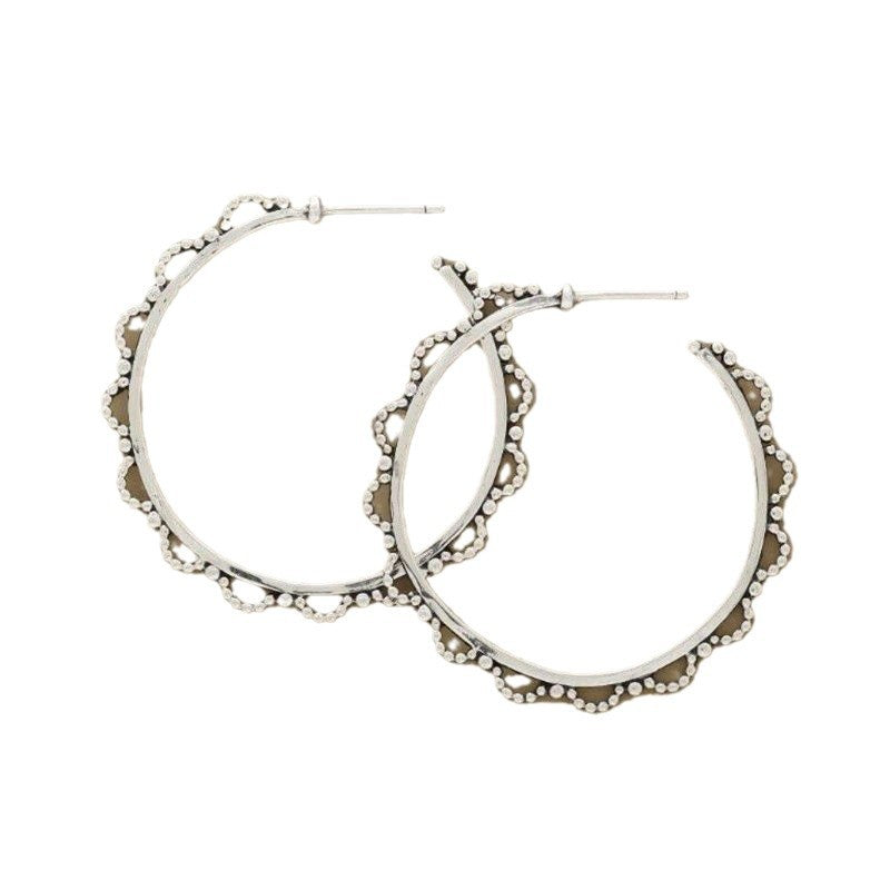 Atemberaubende Ohrring für den Alltag