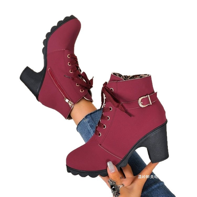 Klassische Orthopädische Stiefel mit zeitlosem Stil