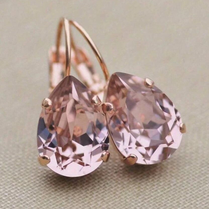 Schöne Ohrring mit einzigartigem Stil