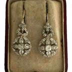 Zarte handwerkliche Ohrring