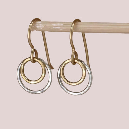 Handgefertigte Vintage Gold Ohrring