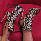 Klassische Orthopädische Stiefel mit zeitlosem Stil