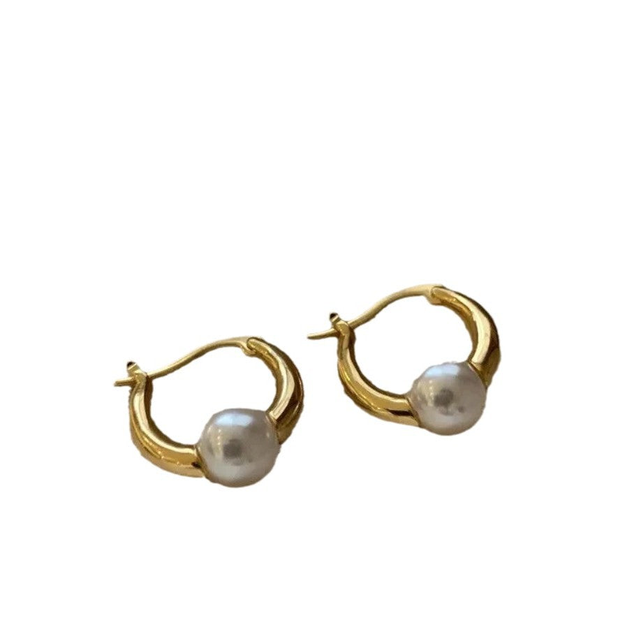 Schöne Gold Ohrring mit einzigartigem Stil