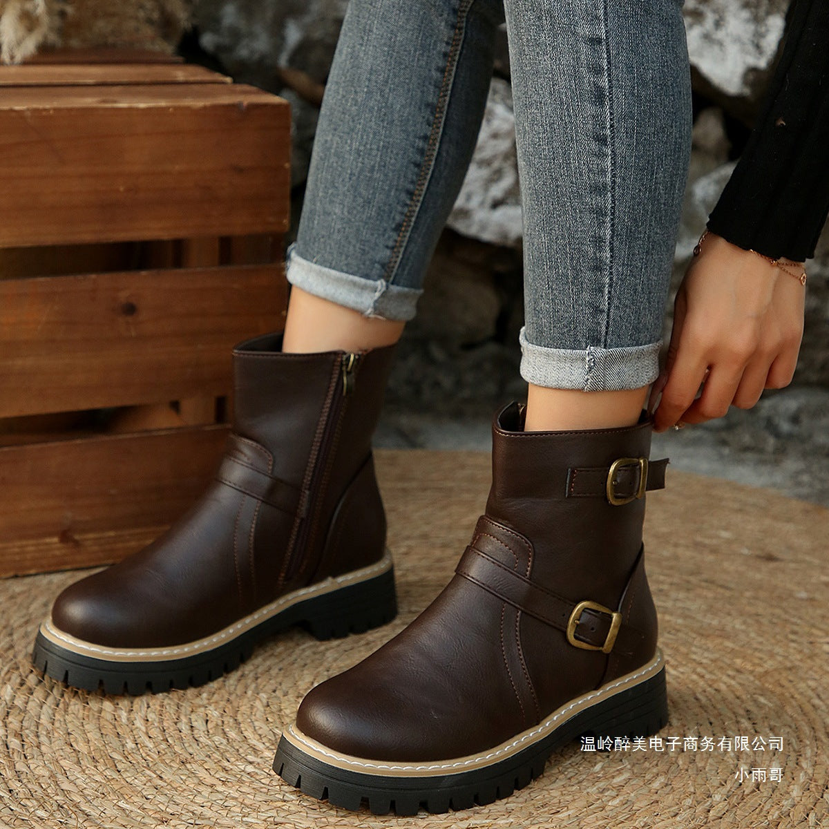 Klassische Orthopädische Stiefel mit zeitlosem Stil