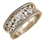 Zarte handwerkliche Ring