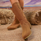 Elegante Orthopädische Stiefel für jeden Schritt