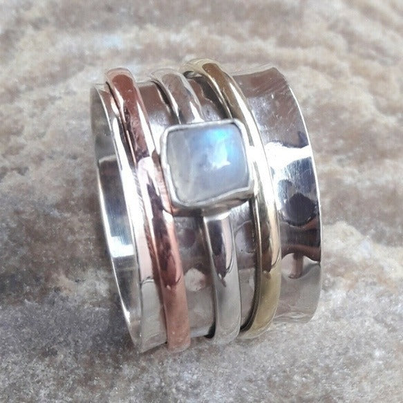 Schöne Ring mit einzigartigem Stil