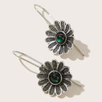 Zarte handwerkliche Ohrring