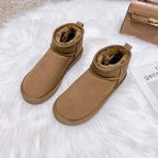 Schicke Orthopädische Stiefel mit einzigartigem Design