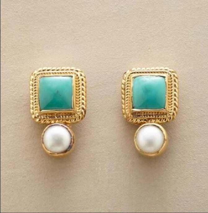 Zarte handwerkliche Ohrring