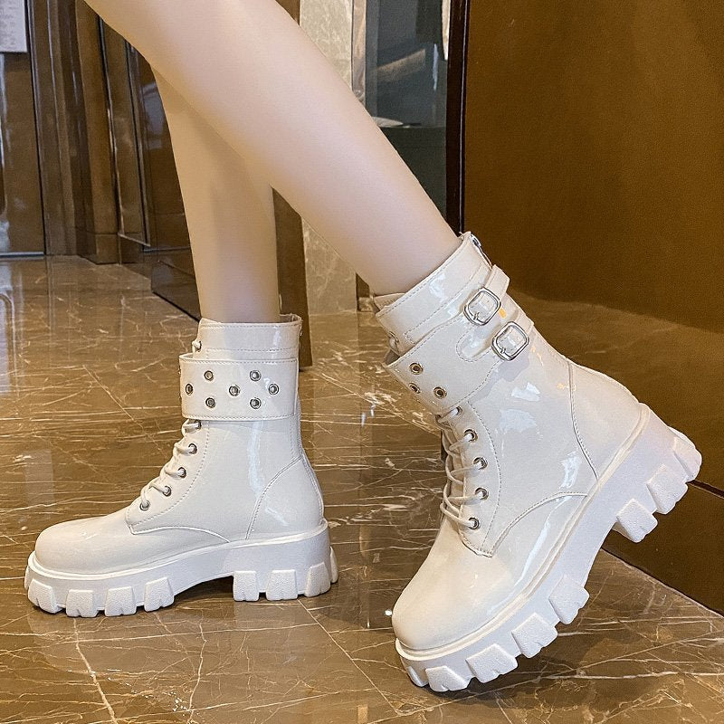 Anmutige Orthopädische Stiefel für modernen Look